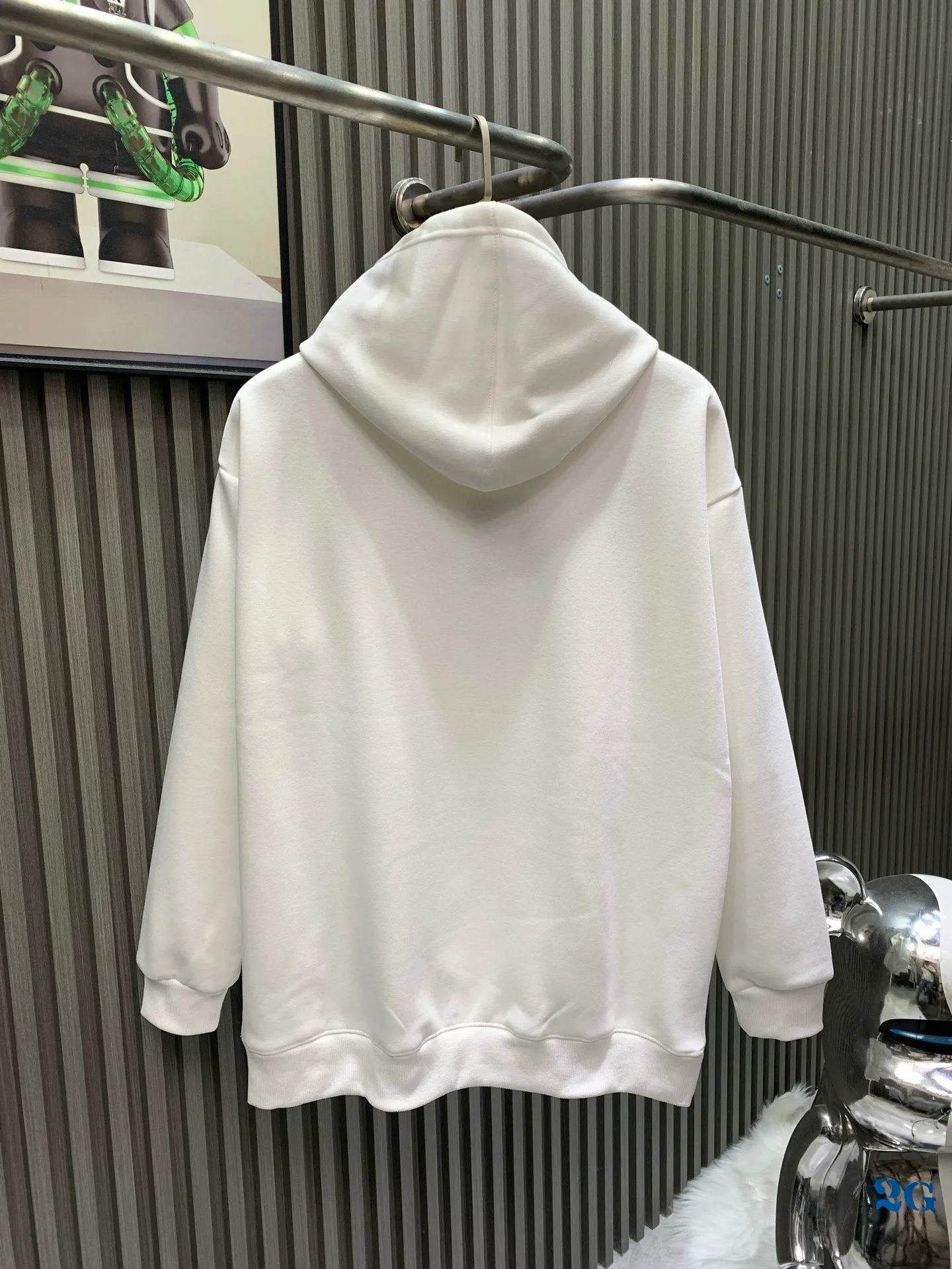 🅿️280 white